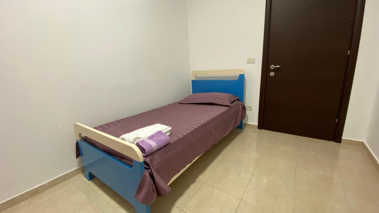 Anna'S Apartament Lushnje Экстерьер фото
